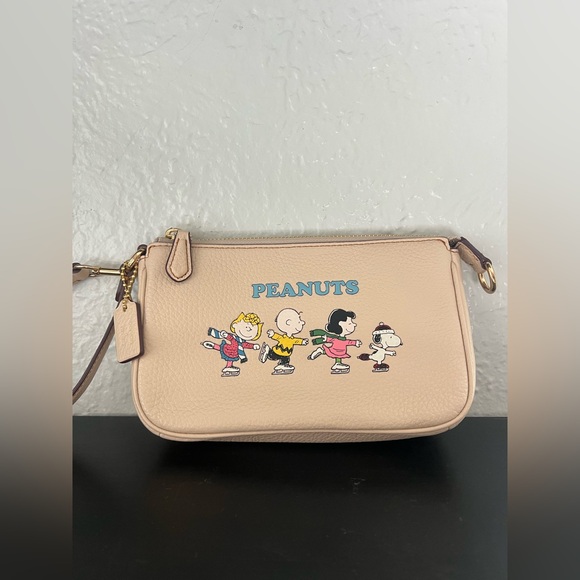 NWT Coach X Peanuts Nolita 19 With Snoopy And Friends Motif Wristlet Purse - Picture 5 of 13